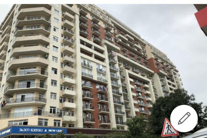 Batumi-Cozy Apartment Екстериор снимка